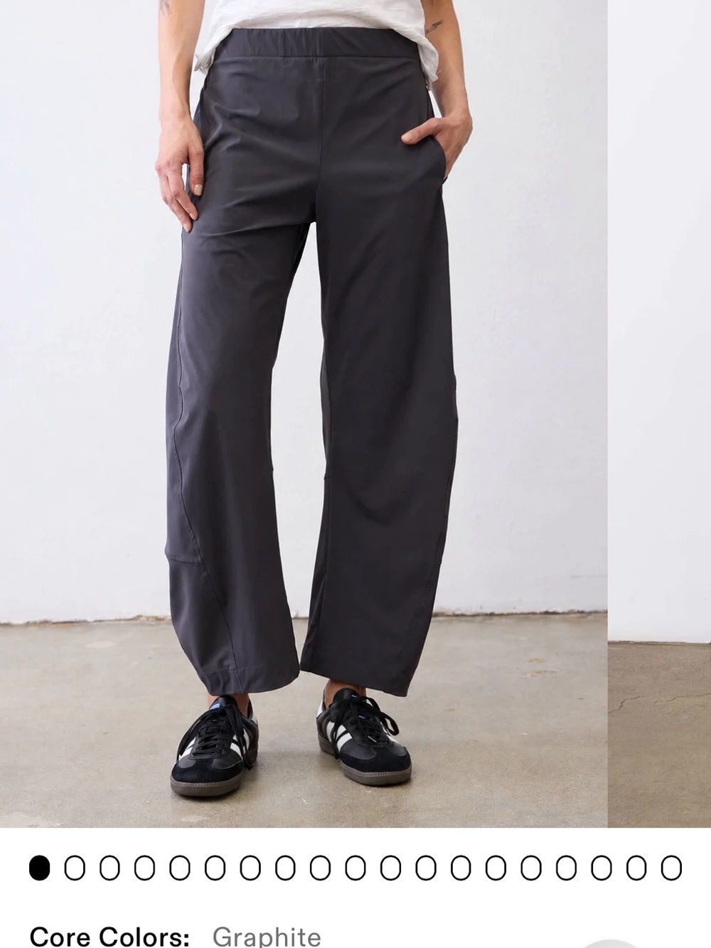 Wide-Leg Sweatpants in Graphite